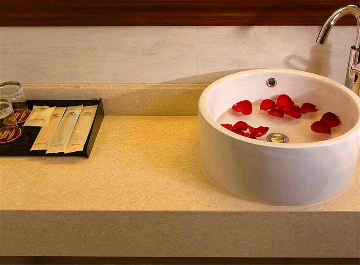 Vienna 3 Best Hotel Meilong Road Shenzhen Buitenkant foto