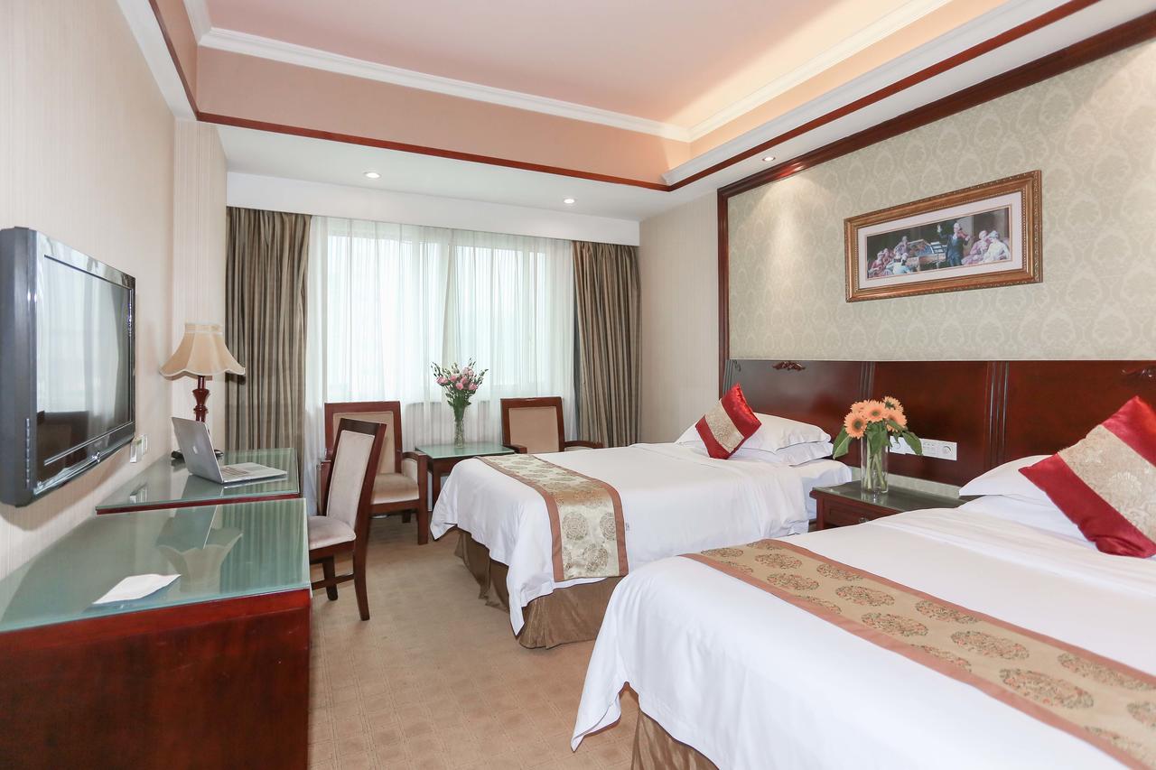 Vienna 3 Best Hotel Meilong Road Shenzhen Buitenkant foto