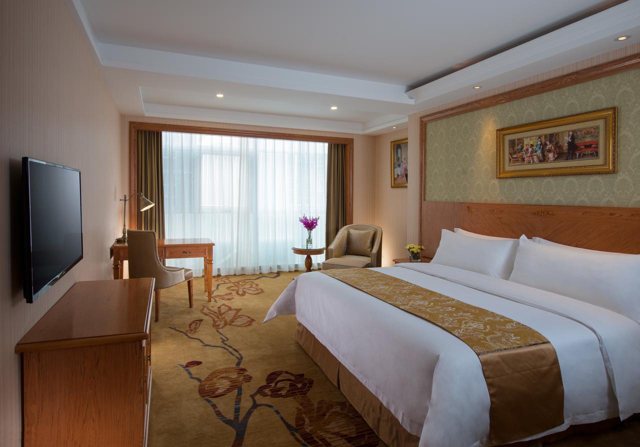 Vienna 3 Best Hotel Meilong Road Shenzhen Buitenkant foto