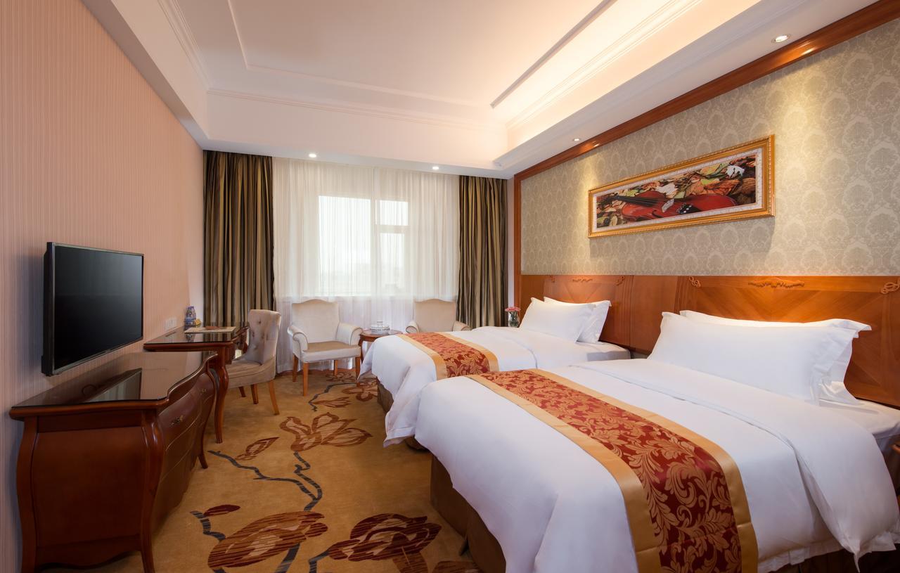 Vienna 3 Best Hotel Meilong Road Shenzhen Buitenkant foto